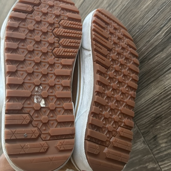 BOYS VANS SNEAKERS - Picture 9 of 10